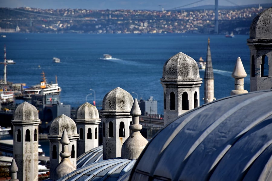 İstanbul tarihi yerleri, Süleymaniye Camii'nden boğaz manzarası