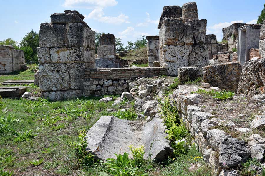 Aizanoi antik kenti yapıları, Hamam ve Palaestra kompleksi, Çavdarhisar Kütahya - Aizanoi ancient city the Bath and Paleastra complex, Turkey