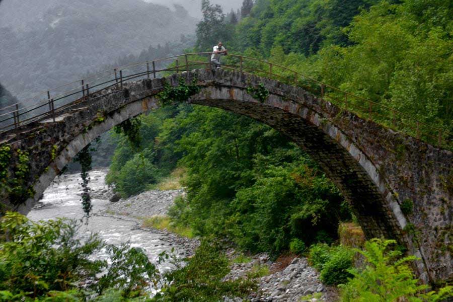 Ayder yaylası yolu üzerinde fırtına deresinde bir köprü, Ayder Yaylası fotoğrafları - Ayder Plateau photos