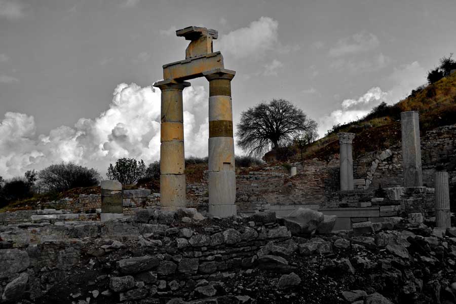Efes antik kent yapıları fotoğrafları, Efes fotoğrafları - on the marble street, Ephesus photos