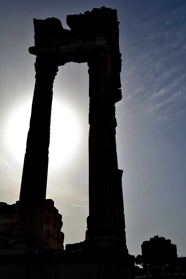 Pergamon Trajan tapınağı, Pergamon antik kenti fotoğrafları - Trajaneum, Pergamon photos