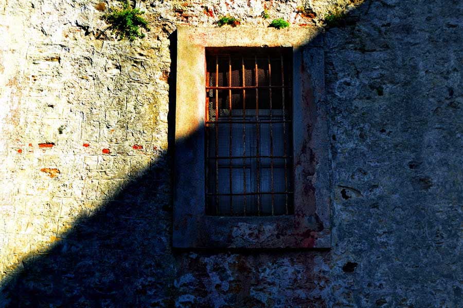 Tarihi Sinop Cezaevi fotoğrafları - Shadows, Sinop Historical Prison Photos