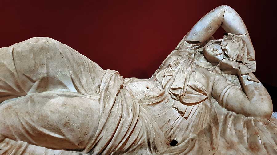 Antalya Müzesi fotoğrafları Ariadne lahit kapağı - Antalya Museum Ariadne Lid of Sarcophagus