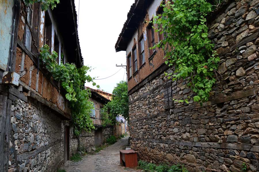 Cumalıkızık köyü sokak fotoğrafları - Street of historical Cumalikizik Village