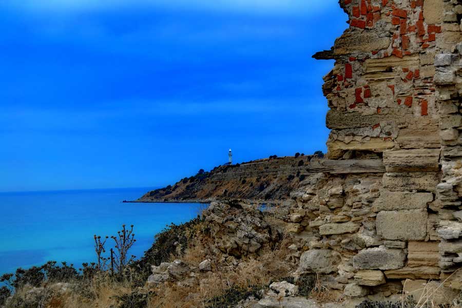 Seddülbahir kalesi içinden Mehmetçik feneri, Seddülbahir fotoğrafları - Mehmetcik lighthouse from Sedd el Bahr Fortress, Gallipoli Sedd el Bahr fotoğrafları