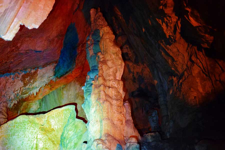 İnsuyu mağarası fotoğrafları dikitler ve kaya oluşumları - Turkey Burdur Insuyu cave stalagmites and rock formations photos