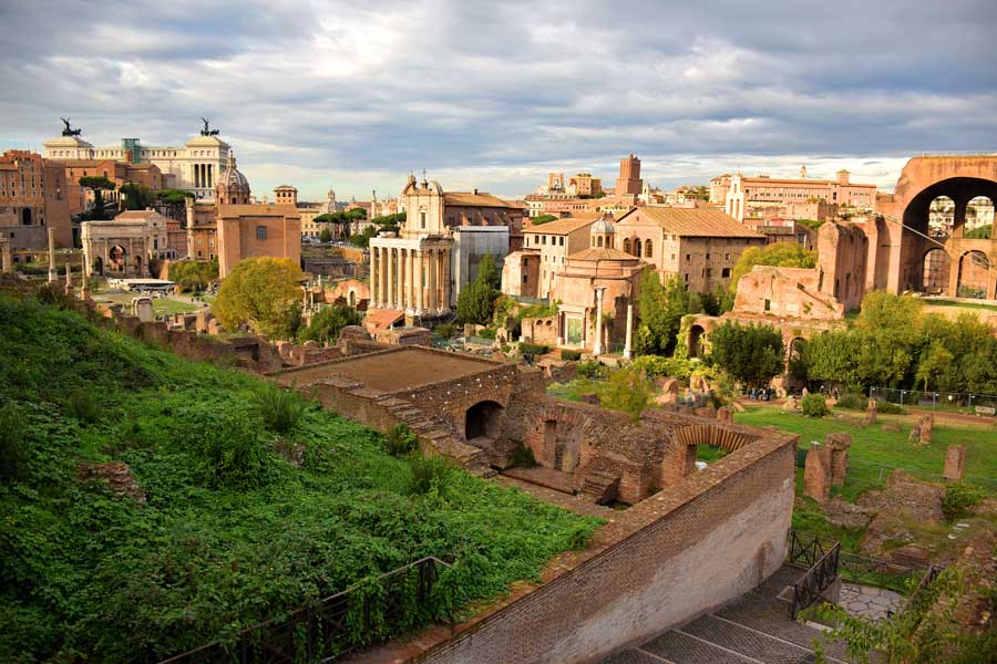 Palatino Tepesi Roma Forumu genel bakış - Rome General view of Palatine Hill Roman Forum