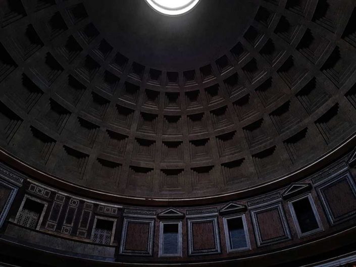 Pantheon fotoğrafları kasetli beton kubbe ve kubbe kasnağı pencereleri - Rome Pantheon coffered concrete dome and dome ring windows