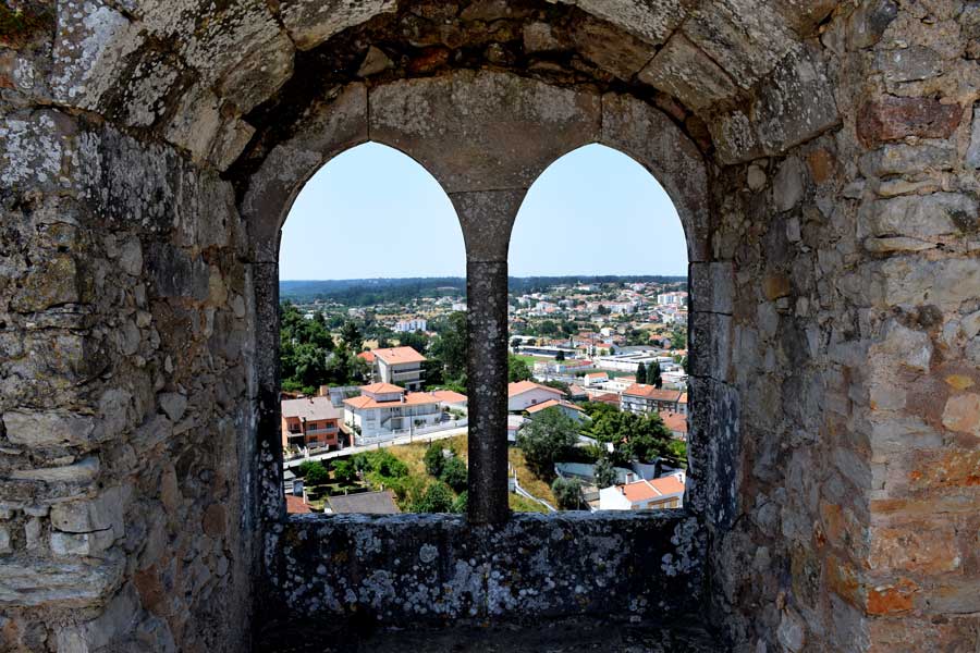 Pombal Kalesi fotoğrafları kral penceresi - Portugal Castle of Pombal King's window (Castelo de Pombal)
