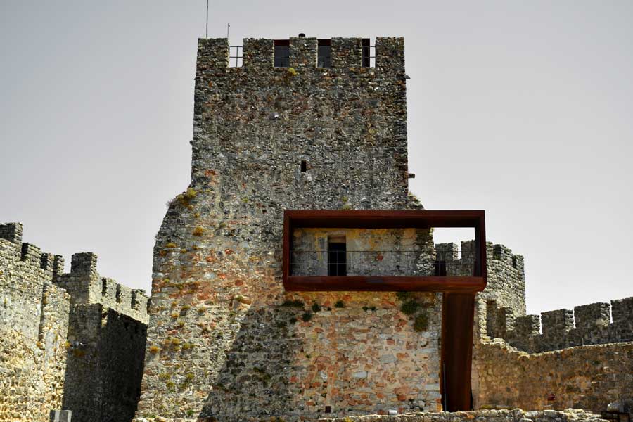 Portekiz Pombal Kalesi korten uygulaması fotoğrafları - Portugal Castle of Pombal using weathering stell (Castelo de Pombal)
