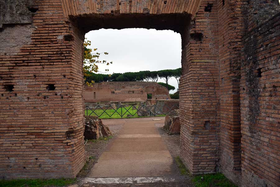 Roma Forumu Palatino Tepesi Domus Augustana - Rome Ruins of Domus Augustana temple of Domitian on the Palatine Hill Roman Forum