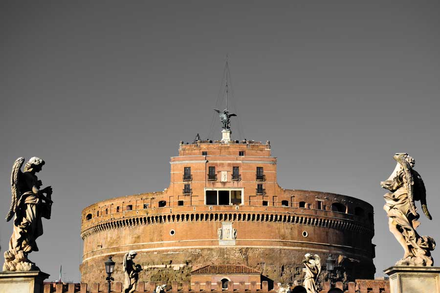 Yurtdışı Avrupa gezilecek yerler İtalya şehirleri Roma gezilecek yerler Sant'Angelo Kalesi veya Melekler Kalesi de denilen Hadrian Mozolesi - Castel Sant Angelo or Hadrian Hadrian Mausoleum photos