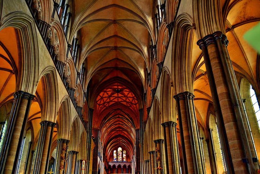 Salisbury Katedrali fotoğrafları katedral içi - Salisbury Cathedral of the Blessed Virgin Mary interior