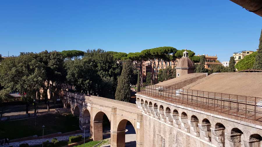 Sant'Angelo Kalesi içinden Vatikan kentine giden gizli yol - Rome Castel Sant Angelo secret road to Vatican