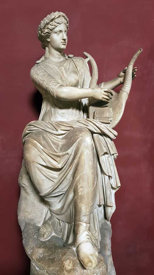 Vatikan müzeleri heykelleri lir çalan Apollo heykeli - Vatican museums statue of Apollo playing the lyre