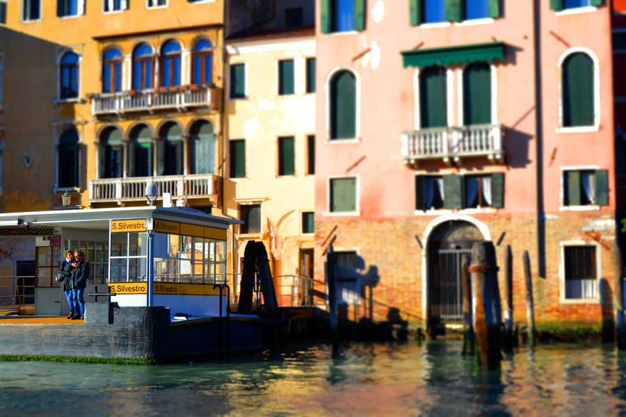 Venedik fotoğrafları Büyük kanal ve San Silvestro iskelesi - Venice Grand canal and San Silvestro pier