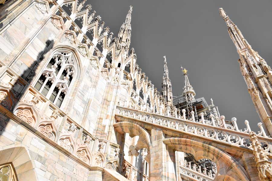 Milano gezilecek yerler Duomo di Milano mermer işçiliği - Duomo cathedral of Milan (Duomo di Milano) marblework