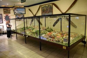 Rahmi Koç Müzesi Zeki Alasya diorama fotoğrafları - Zeki Alasya's train and village diorama