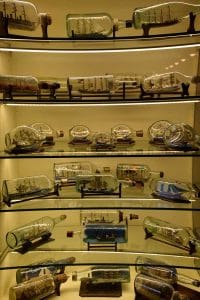 Rahmi M. Koç Müzesi şişe içinde gemi maketleri - Rahmi Koc Museum ship in bottle models