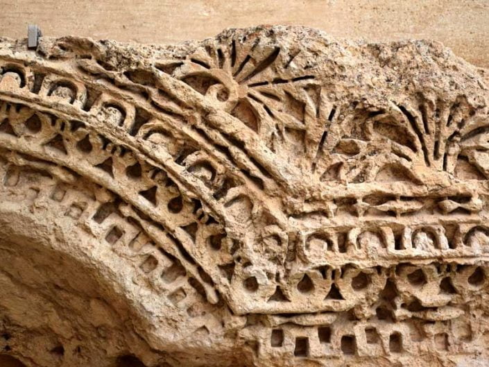 Mardin Müzesi Dara antik kenti Doğu Roma Dönemi kapı kirişleri (Lento) - Mardin Müzesi Dara ancient city door lintel, East Roman Period