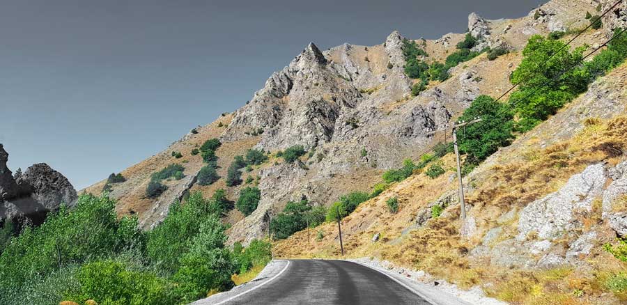Erzincan Refahiye ile Kemaliye arasındaki yol - The road between Erzincan Refahiye and Kemaliye