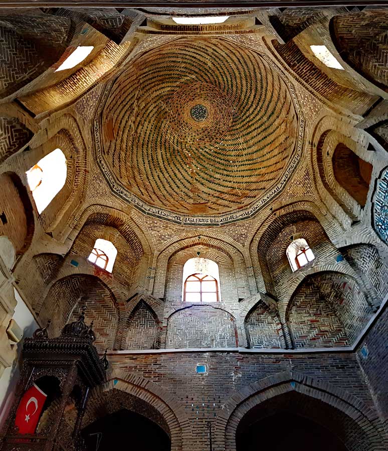 Eski Malatya Ulu Cami kubbesi ve minberi - Old Malatya Great Mosque dome and pulpit