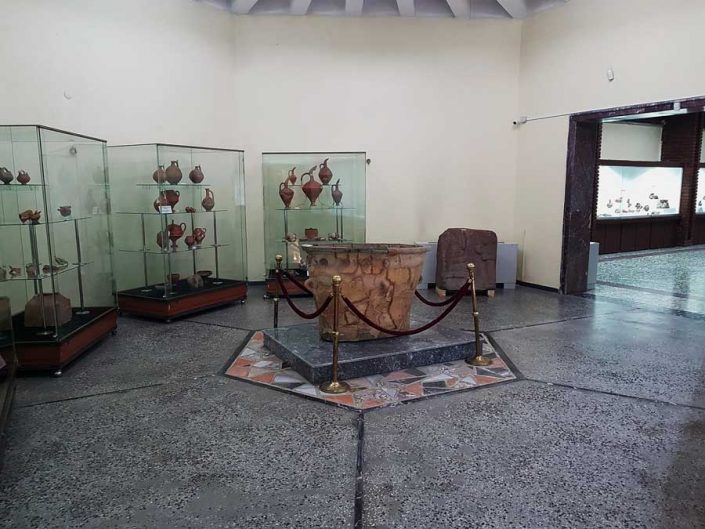 Konya Arkeoloji Müzesi fotoğrafları Karahöyük buluntuları salonu - Konya Archaeological Museum photos Karahöyük findings hall