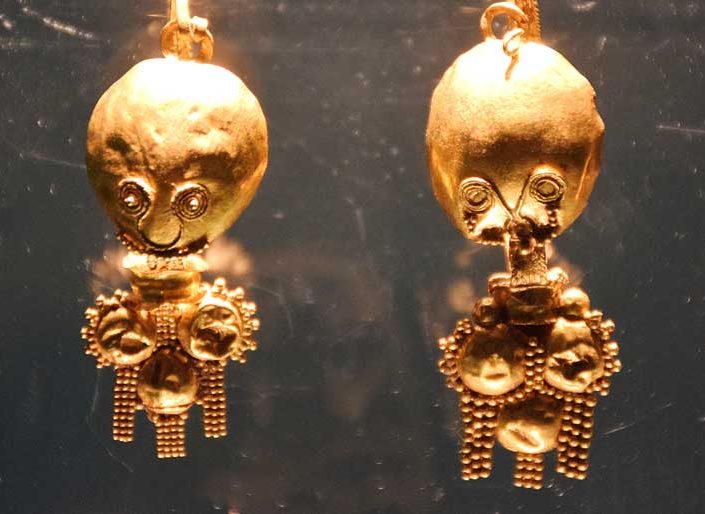 Sivas Arkeoloji Müzesi Hitit Dönemi Yarhisar altın buluntuları - Sivas Archaeology Museum Hittite Period Yarhisar gold jewerly finds