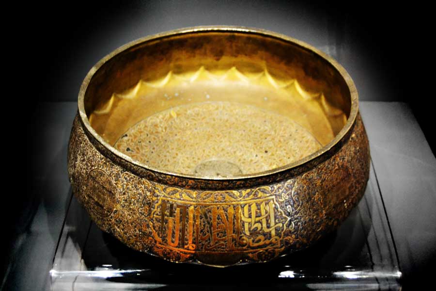 Türk ve İslam Eserleri Müzesi Eserleri Memluk Dönemi Bâdiye 15.yy - Turkish and Islamic Arts Museum Large bowl Mamluk period 15th Century