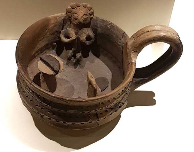 Anadolu Medeniyetleri müzesi eserleri Hitit dönemi tören kabı - Anatolian Civilizations Museum Hittite period ritual vessel