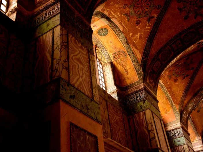 Ayasofya mermer levhalar ve tavan süsleri - Hagia Sophia marble plate and ceiling decoration