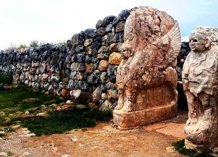 Hattuşa Boğazköy Hitit medeniyeti Sfenksli kapı fotoğrafları, Çorum - Hittite Sphinx gate at Hattusa photos, Turkey