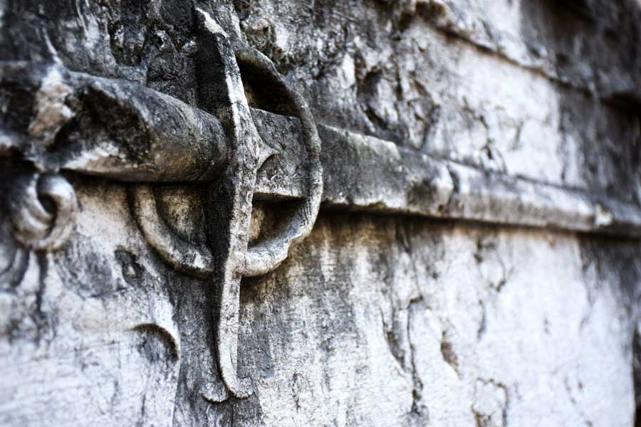 Lizbon Carmo Manastırı Kilisesi kabartmaları - reliefs of Carmo Convent or Convento do Carmo Lisbon