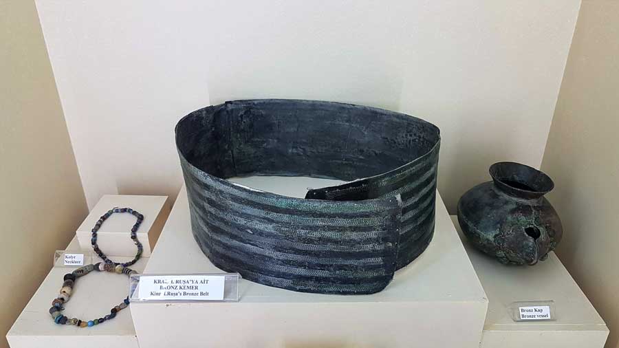 Malatya müzesi eserleri Urartu Kralı 1. Ruşa'ya ait kemer - King I. Ruşa's belt