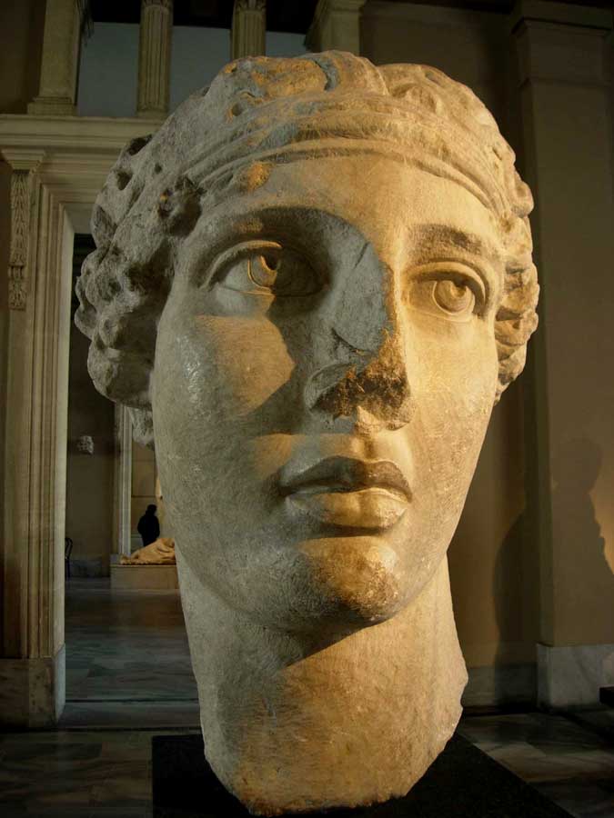 İstanbul Arkeoloji Müzesi fotoğrafları Sappho başı - Detail of Sappho head, Turkey Istanbul Archaeology Museum