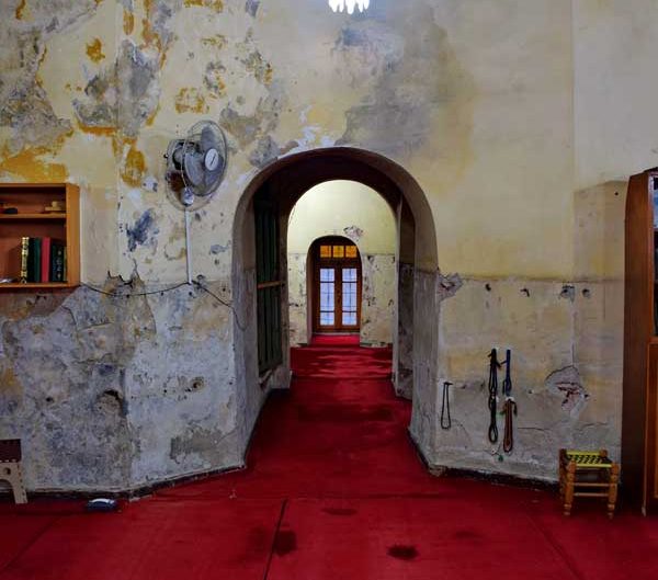 İstanbul Ayakapı Gül Camii (eski adıyla St. Theodosia Kilisesi) ufak apsise giriş - Entrance to the small apsis of Istanbul Ayakapi Gul Mosque (formerly St. Theodosia Church)