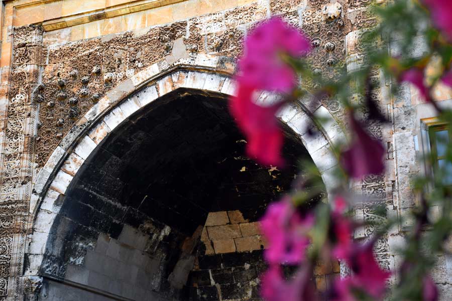 Buruciye Medresesi Bilgileri, Tarihi, Özellikleri