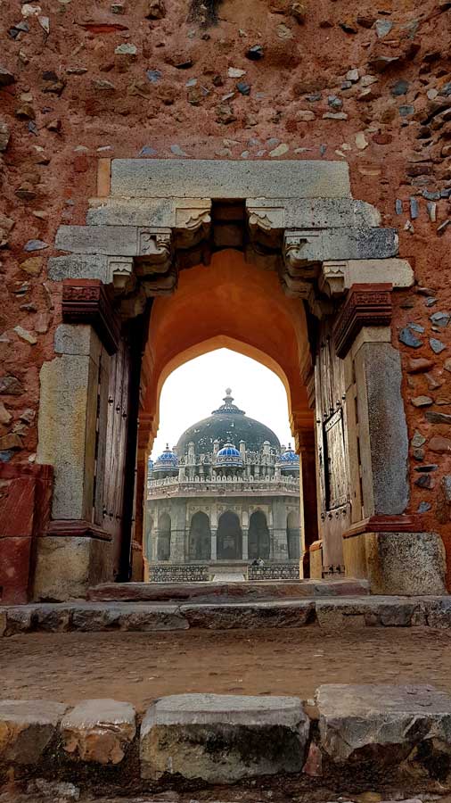 Delhi, Nizamuddin bölgesi, Hümayun Türbe Kompleksi, İsa Han Niyazi mezarı - Isa Khan's Tomb, Hümayun Complex, Nizamuddin, Delhi