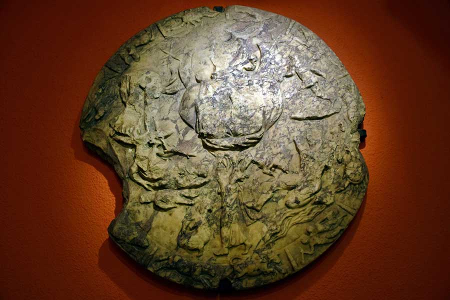 Antalya Arkeoloji Müzesi eserleri Artemis ve burçlar - Antalya Archaeological Museum ancient Disc with Zodiac, Turkey