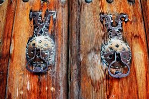 Apçağa köyü tarihi kapı tokmakları fotoğrafları - Erzincan Apçağa village historical door knockers