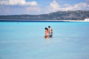 Burdur Salda gölü fotoğrafları turkuaz rengi - Turkey turquoise color of Salda Lake