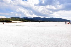 Burdur Salda gölü kumsalı - Turkey the Mediterranean region Salda Lake beach