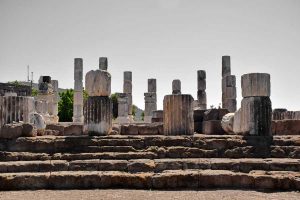 Apollon Smintheus veya Smintheion kutsal alanı tapınağı - Apollo Smintheus temple