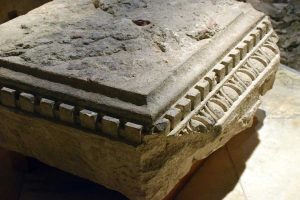 Duomo katedrali yeraltı tapınağı kazıda bulunanlar - Duomo di Milano undergound cathedral excavations