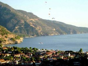 Fethiye Karina turu güzergahı fotoğrafları Ölüdeniz - Fethiye Karina photos the calmness of Oludeniz and colorful paraglidings