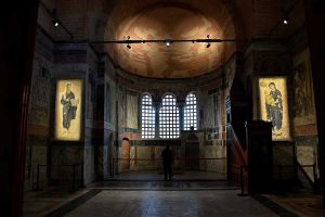 Kariye Camii Naos bölümü, mozaikler, mihrap ve minber detayları