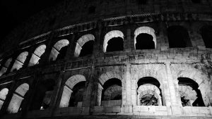 Kolezyum fotoğrafları dış duvar ve pencereleri - Colosseum photos exterior wall and windows of Colosseum