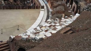 Kolezyum orijinal oturma sıraları - rows of Colosseum
