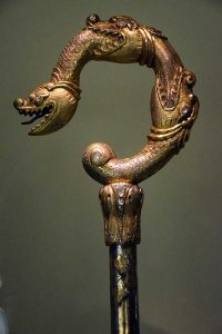 Lizbon Gülbenkyan Müzesi eserleri fotoğrafları Üç yılanlı asa Ermeni sanatı 17.yy - Lisbon Calouste Gulbenkian Museum (Museu Calouste Gulbenkian)