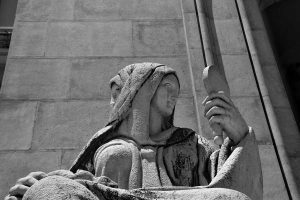 Lizbon Portekiz Cumhuriyet Meclisi İki yüzlü heykel - Lisbon Assembly of the Republic of the Portugal Bento Palace two-sides statue São